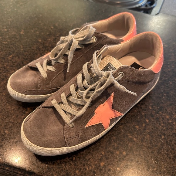 Golden Goose 38 - Picture 2 of 5